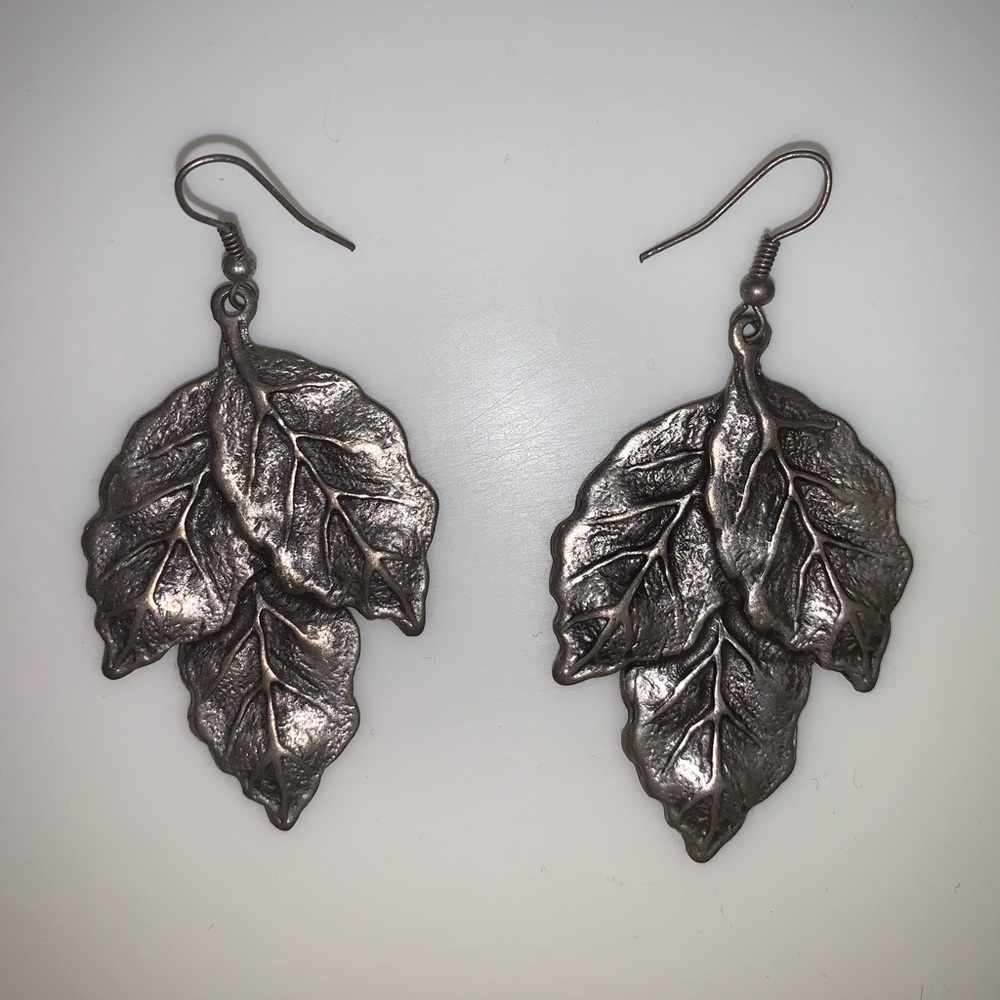 Leaf earrings